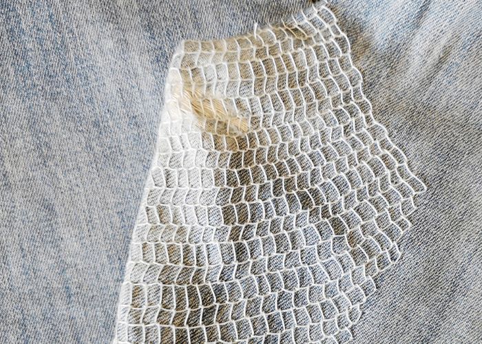 Jeans geflickt mit Blanket stitch Füllung