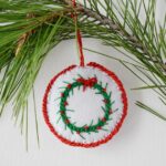 DIY-Weihnachtsschmuck mit Kranzstickerei
