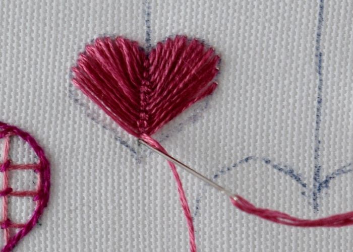 Closed Fly Stitch heart embroidery